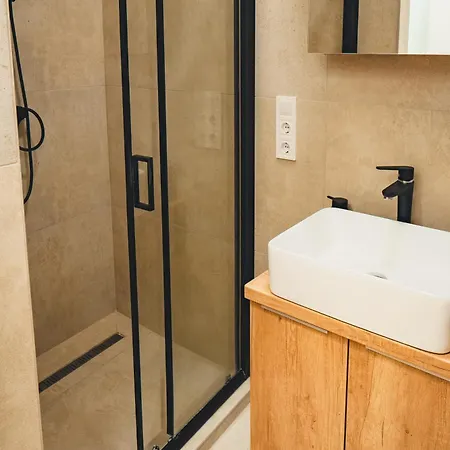 Tímár 18 Apartmán Pětikostelí
